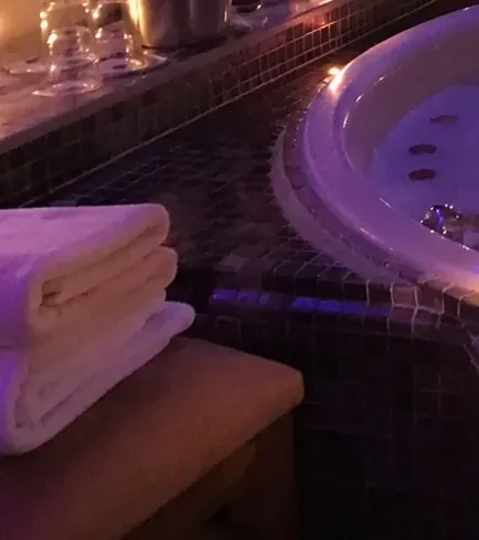 Hamam havlu seti — Lila Spa, Başakşehir misafirlerine hizmet veren salon