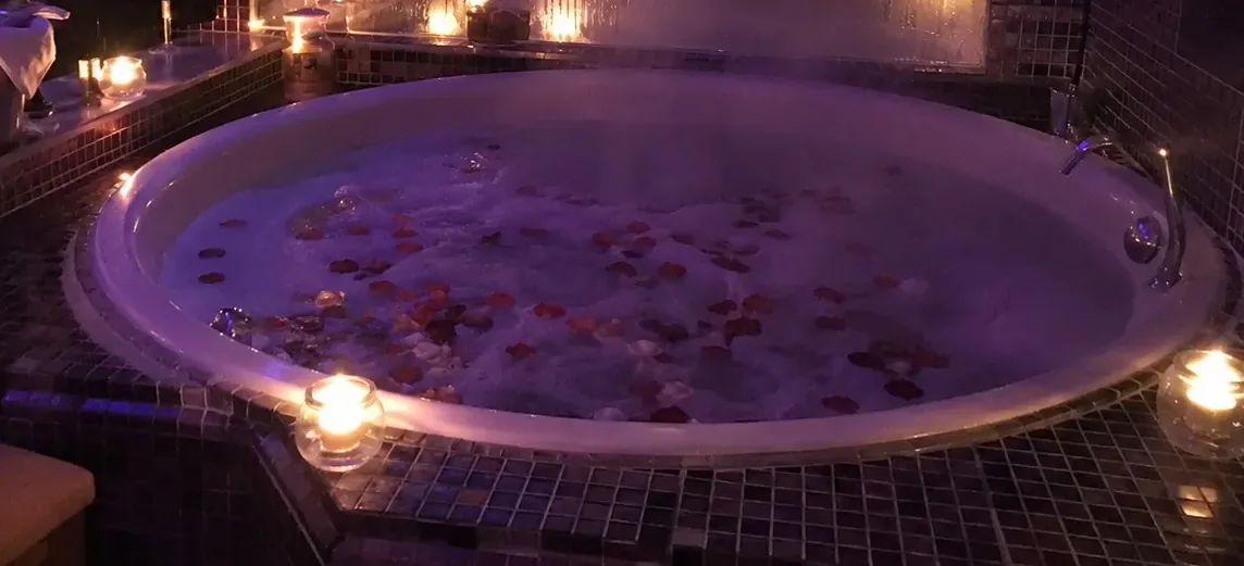 Jakuzili vip oda — Lila Spa, Başakşehir misafirlerine hizmet veren salon